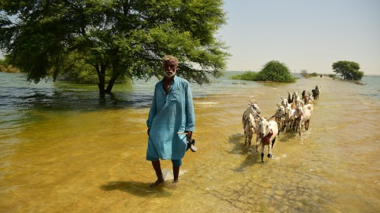 Heavy floods hit Pakistan