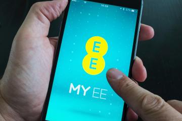 Is EE down? How to check the status in your area