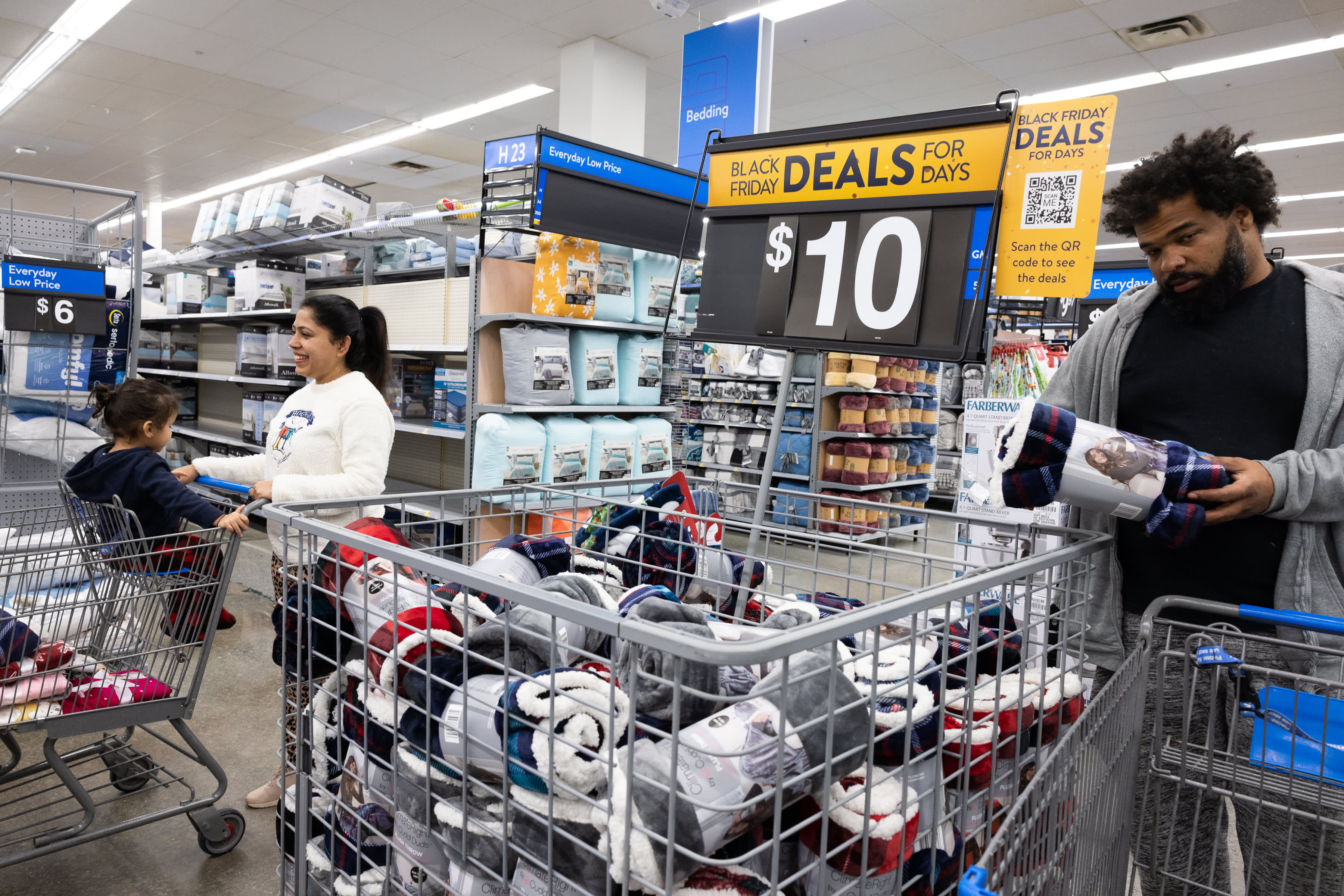 UBS sees these retail stocks winning from a potential Bed Bath & Beyond bankruptcy