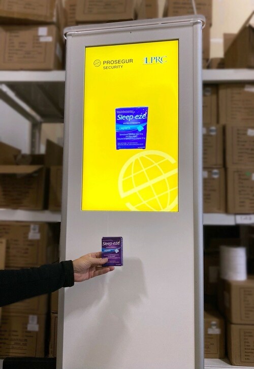 INEO to Debut RFID Enabled Welcoming System at NRF 2023.
INEO’s patented Welcoming System, which combines loss prevention and digital signage into the same form factor, is now also enabled to detect products tagged with RFID technology. With the RFID enabled INEO Welcoming System, not only do retailers know an item is being stolen, they also know exactly which item is being stolen. The RFID enabled INEO Welcoming System will still detect traditional tags/labels in 8.2MHz and 58KHz frequencies. (CNW Group/INEO Tech Corp.)