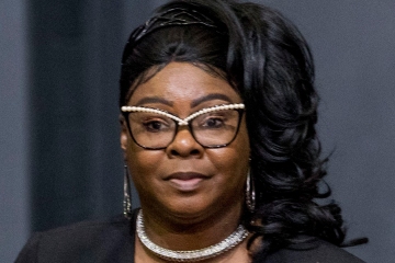 Trump leads tributes after sudden death of vlogger of Diamond & Silk fame