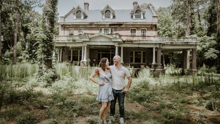 Inside a renovated $155,000 old mansion in North Carolina