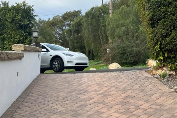 I’m fuming at my neighbour - they knew we were moving and now we’re blocked in