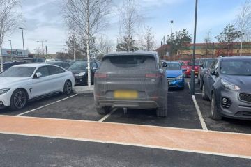 Mum furious at 4x4 driver's parking at supermarket – is she overreacting?