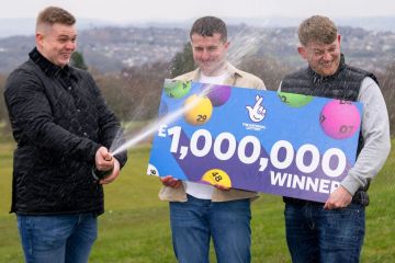 We started lotto syndicate during apprenticeships & now we've won £1MILLION