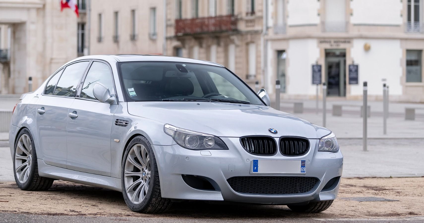 Silver E60 BMW M5 V10 parked