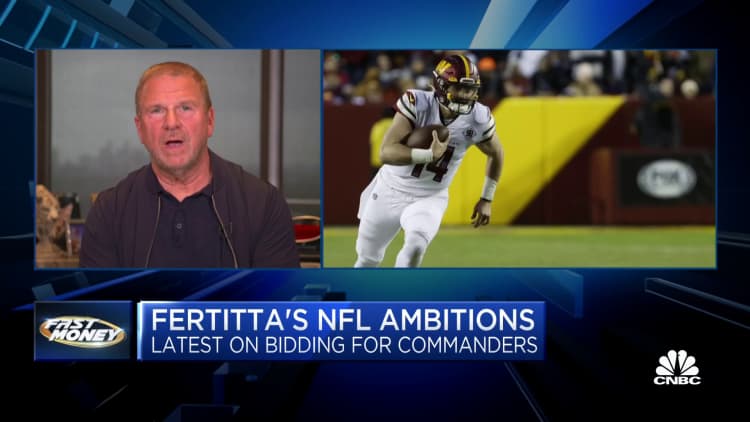 Tilman Fertitta is passing on the Commanders after final bid of $5.6B