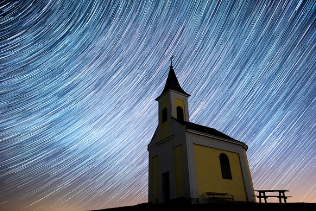 The Lyrid meteor shower over Michaelskapelle