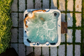 You’re using the hot tub wrong - it could add £300 a month to energy bills