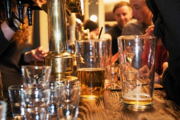 Major pub chain trials change to how you pay for pints and punters aren't happy