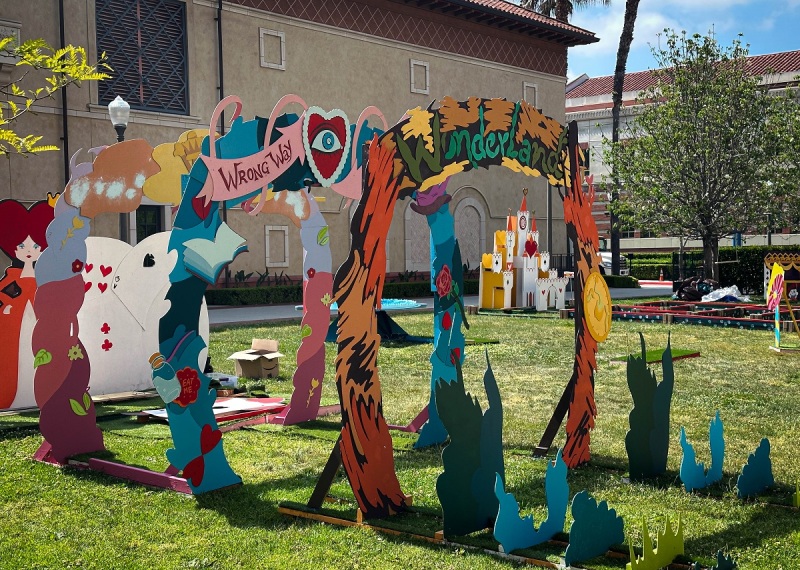 USC students designed a mini-golf course as part of their themed entertainment training.