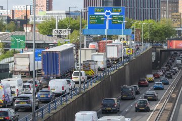 Coronation Bank Holiday weekend travel warning reveals when to avoid the road