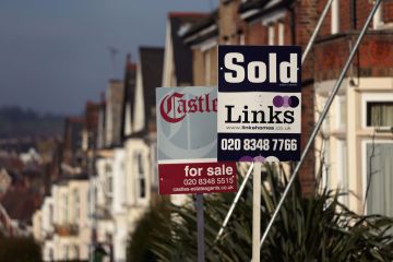 Housing market in turmoil as  mortgages soar & homebuilding slumps