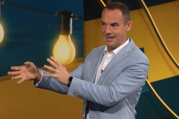 Martin Lewis’ MSE warns anyone with a credit card debt to get ‘key weapon’ NOW