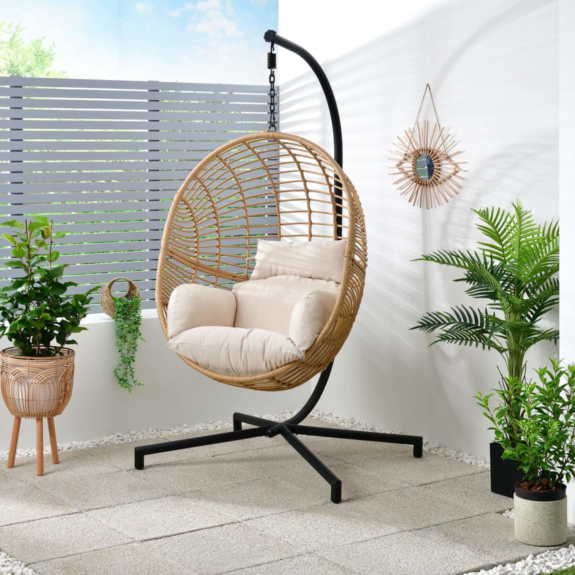 Save £85 on this Island Paradise egg chair at B&M