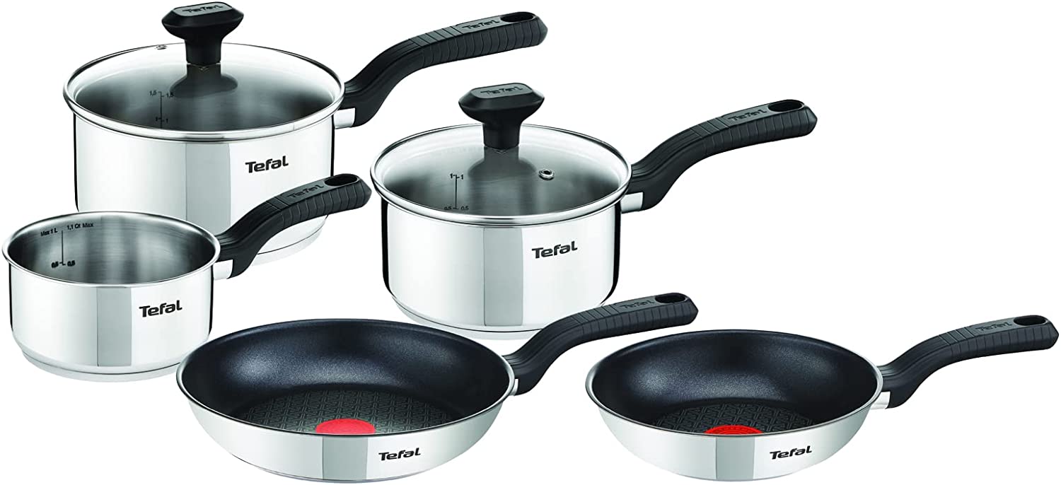 This Tefal set comes with five pieces of gear