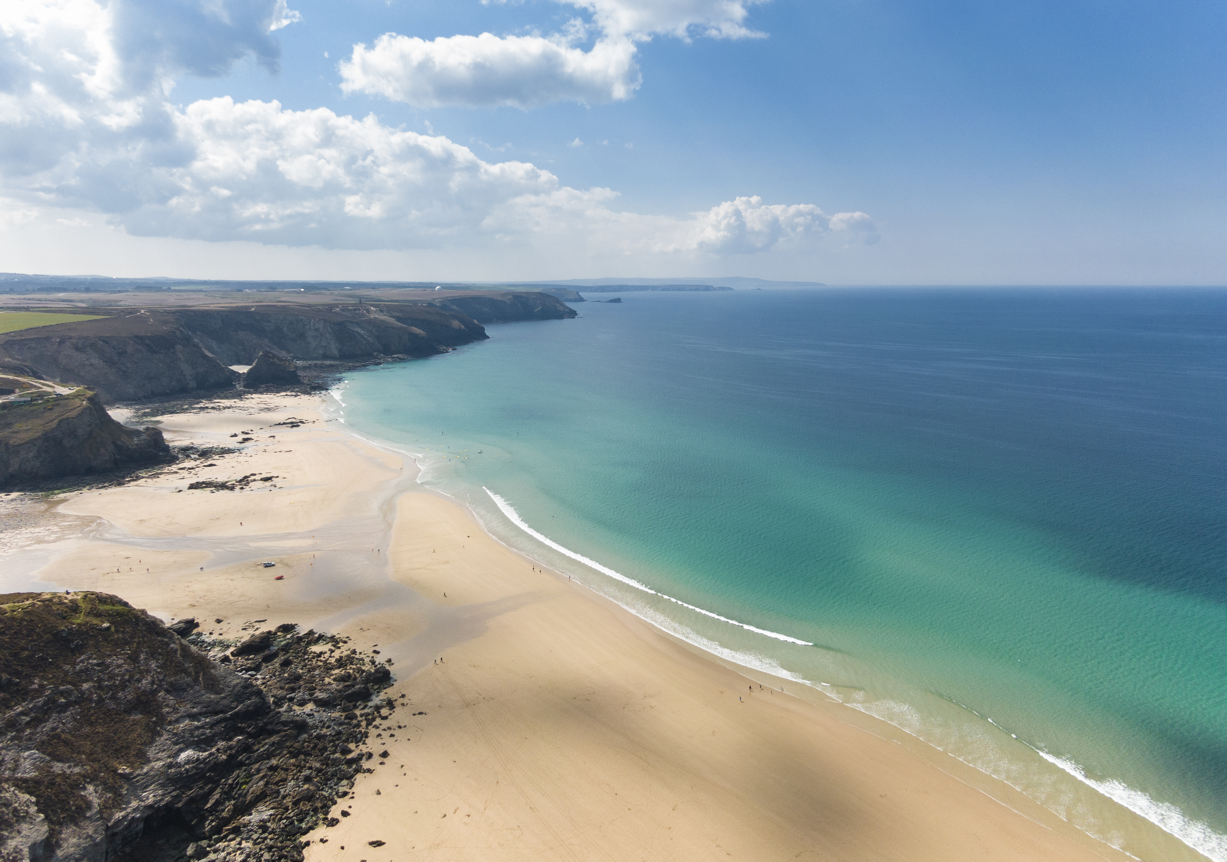 The property is near the stunning Cornish coast