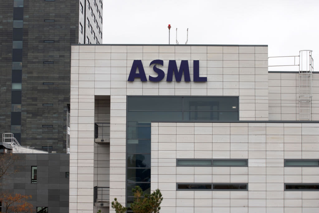 ASML shares surged more than 30% this year. Here's where Wall Street sees the stock going