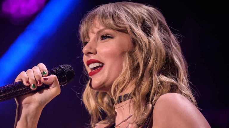 Pop Icon Taylor Swift Signed $100M Deal With Crypto Exchange FTX, New Reports Claim