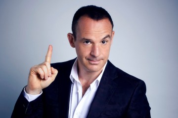 Martin Lewis issues warning to anyone with a credit card to make 2-minute check