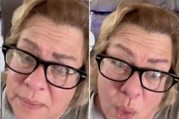 Mum gets the last laugh after grumpy plane passenger refused to switch seats