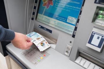 Major change to free cash withdrawal rules as banks shut thousands of branches