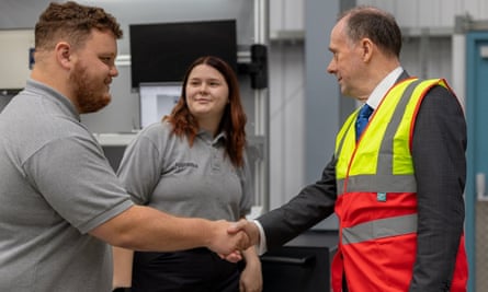 Lord Callanan meets apprentices Lewis Speedy and Nina Wheldrake during his visit to Ideal Heating’s site in Hull.