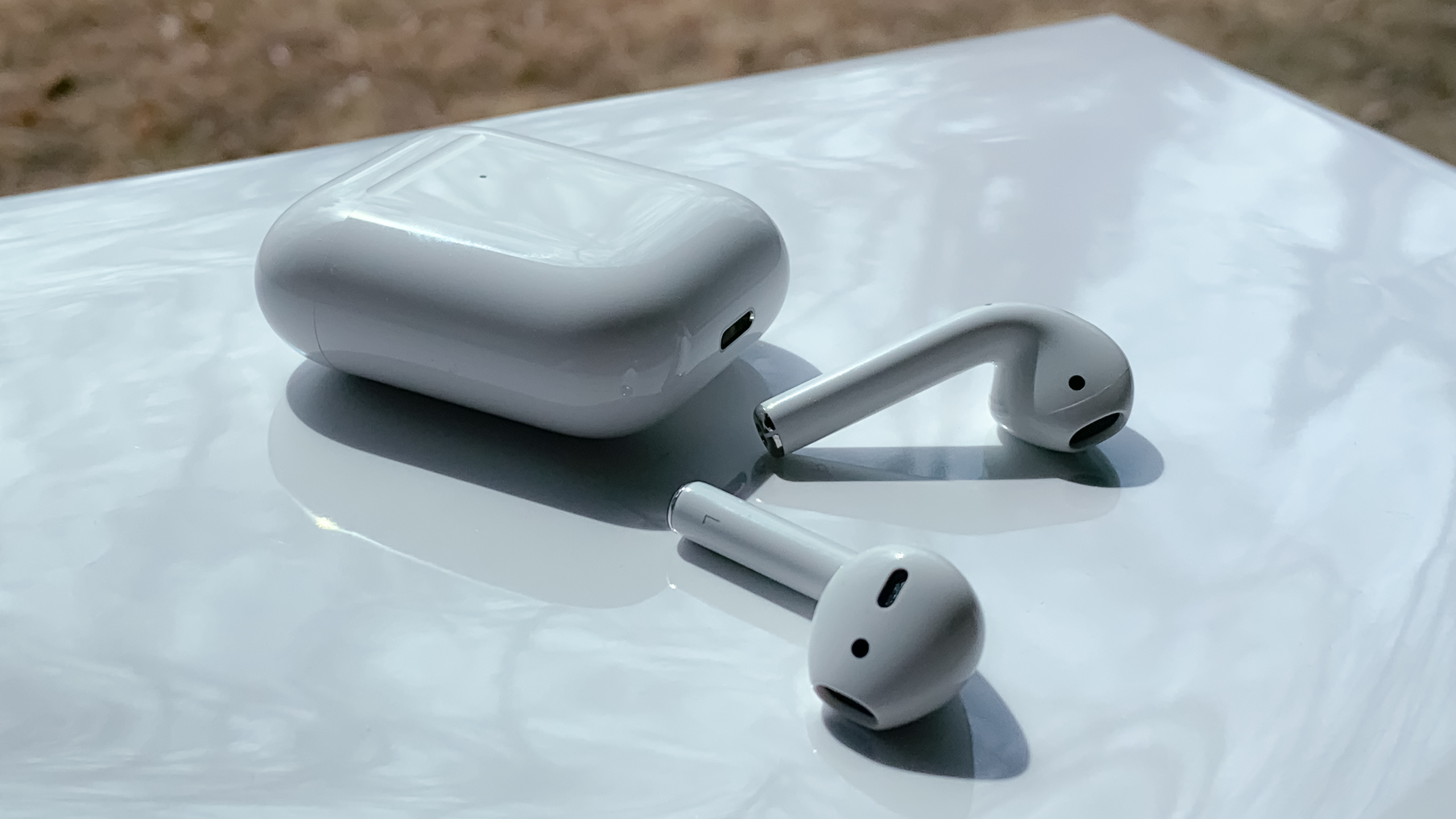 AirPods 2