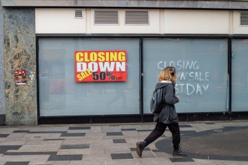 Big fashion retailer to close bargain shop in DAYS as it hosts huge fire sale