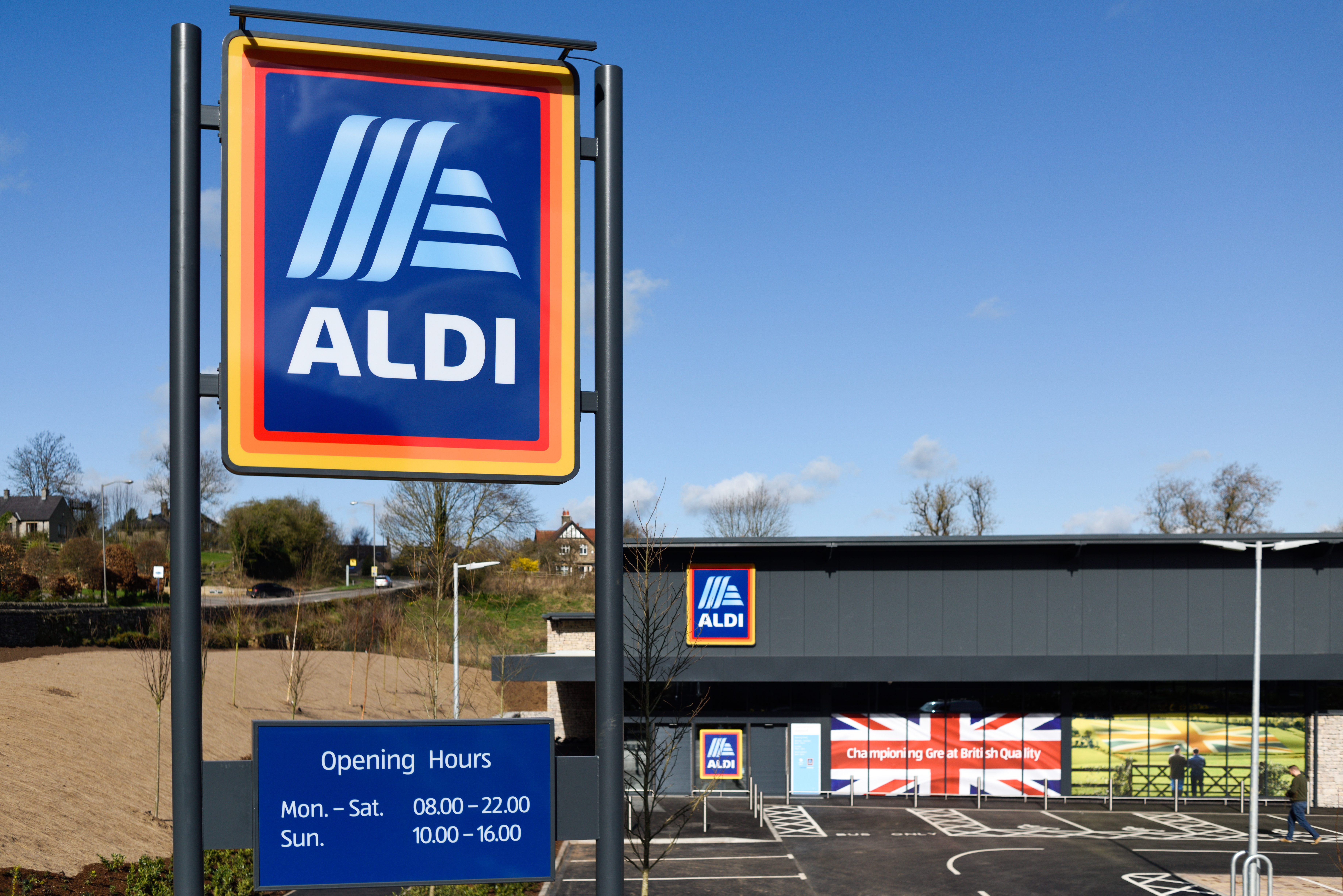 Aldi attracted a million new customers last year as the cost-of-living crisis prompted more Brits to turn to cheaper own-brand groceries