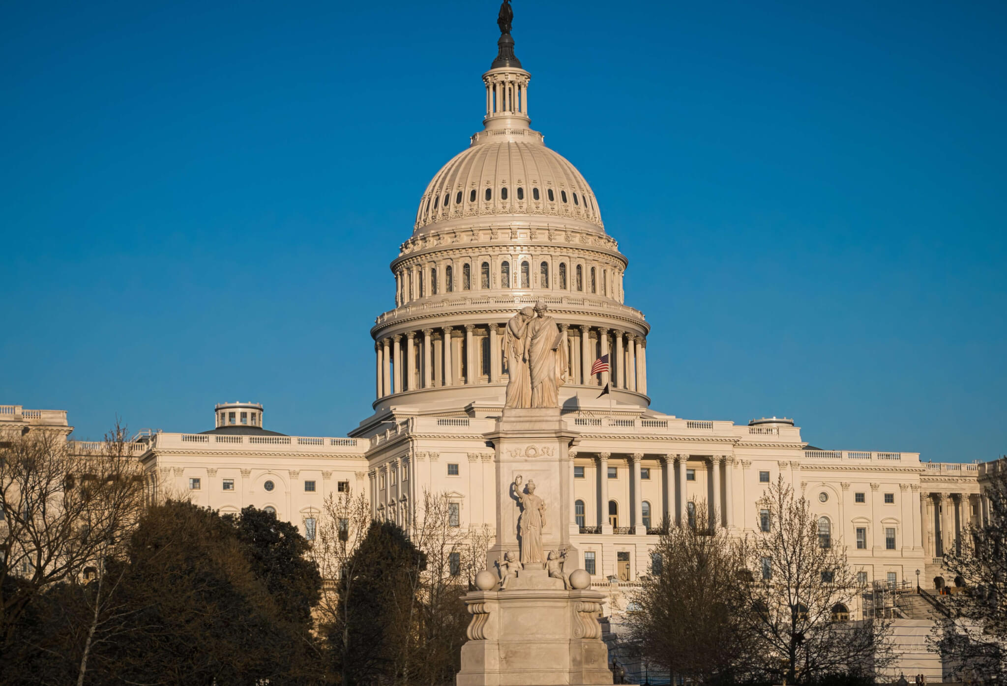 us lawmakers sec immediately approve spot bitcoin etf