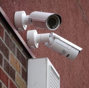 VideoSurveillance-School-RichardUhlhorn-Alamy22