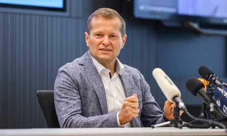 Ferenc Krausz addresses a news conference after jointly winning the Nobel prize in physics.