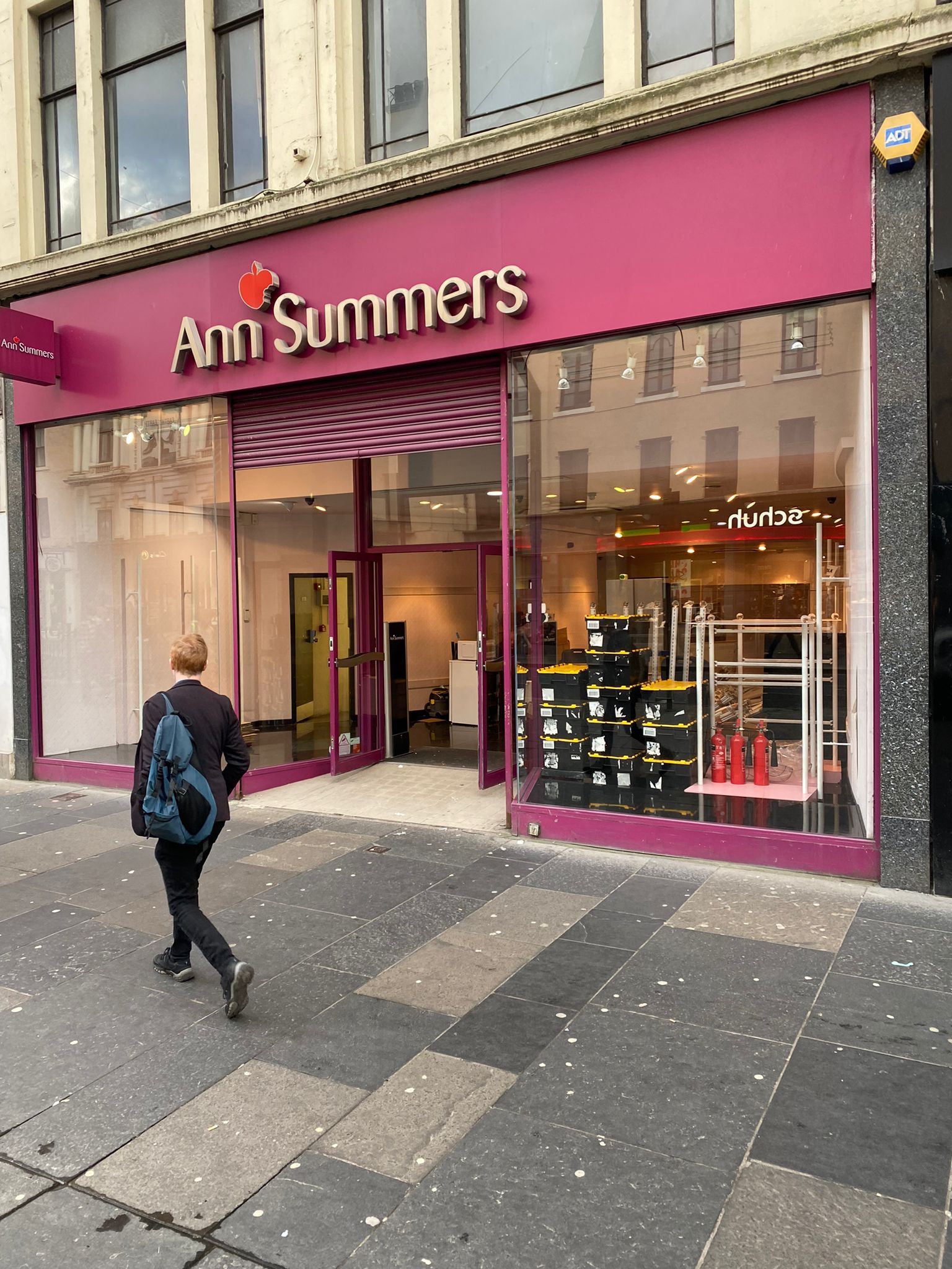 The retailer's major shop on Glasgow's Argyle Street is sitting empty