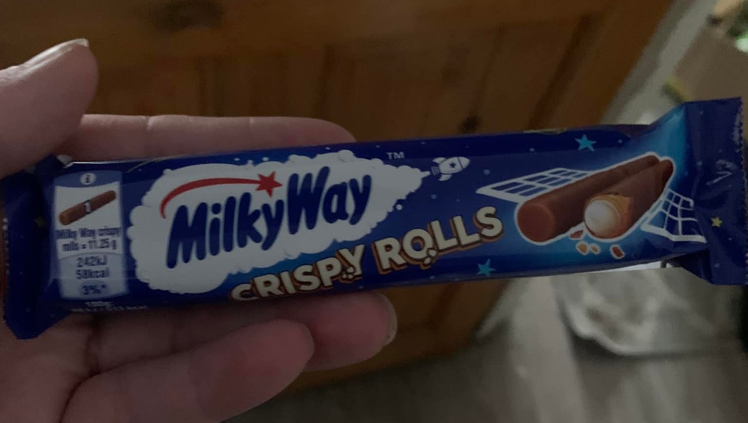 Shoppers are rushing to Home Bargains to stock up on Milky Way Crispy Rolls that were discontinued last year