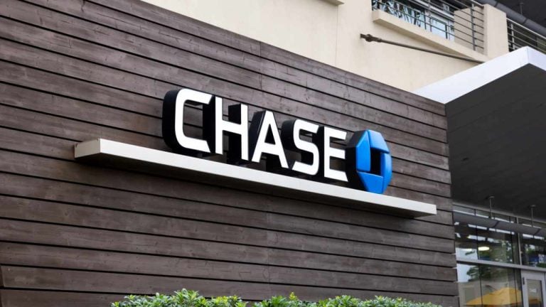 UK Government Urged to Review Chase Bank's Policy to Decline Crypto Payments