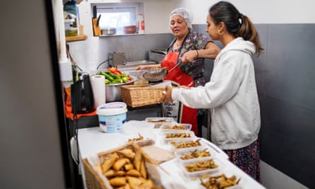 Anju and Neelam produce vegetable samosas and okra pakora at Londis N16.