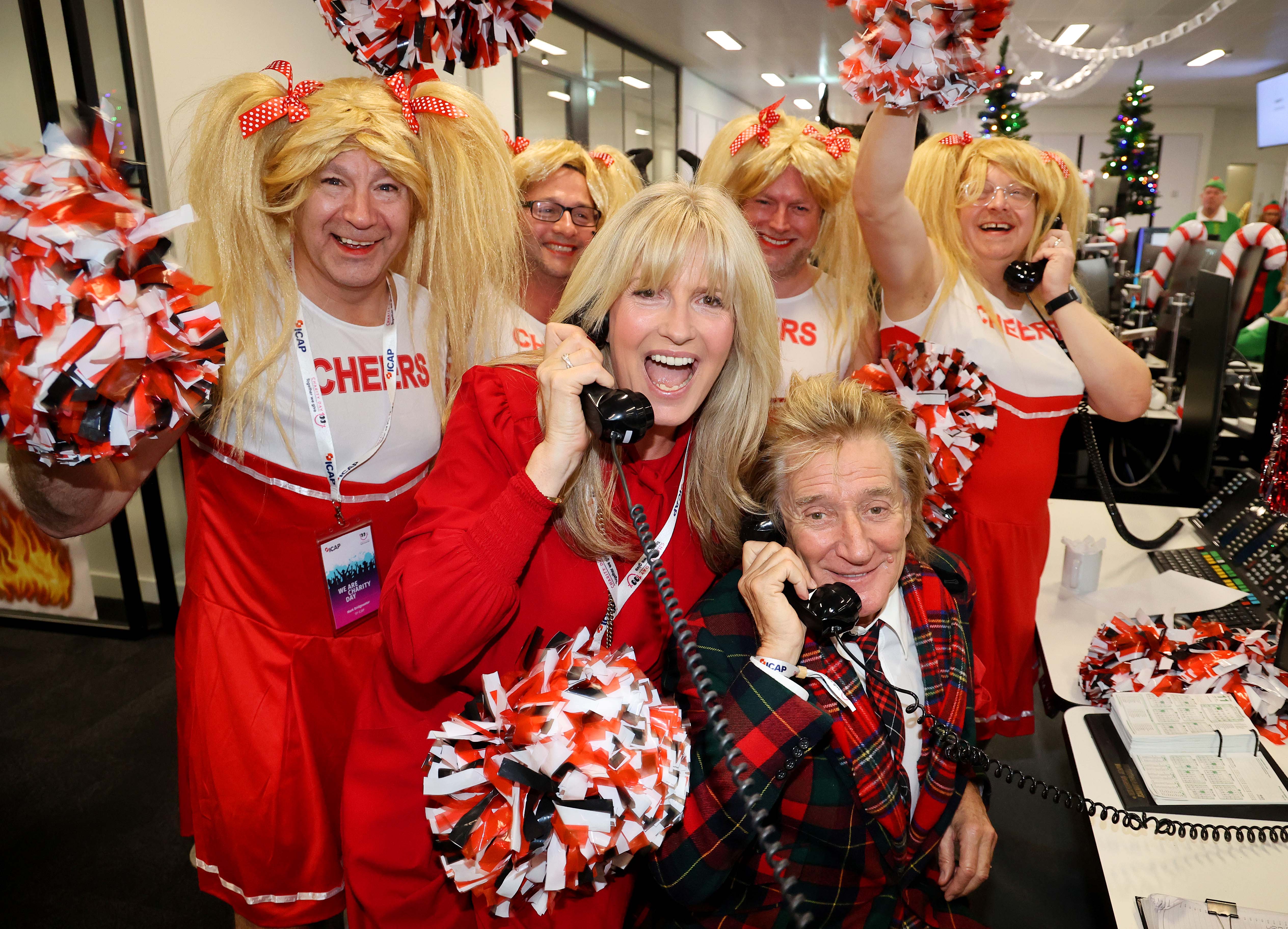 Rod Stewart and Penny Lancaster were also there for the charity day