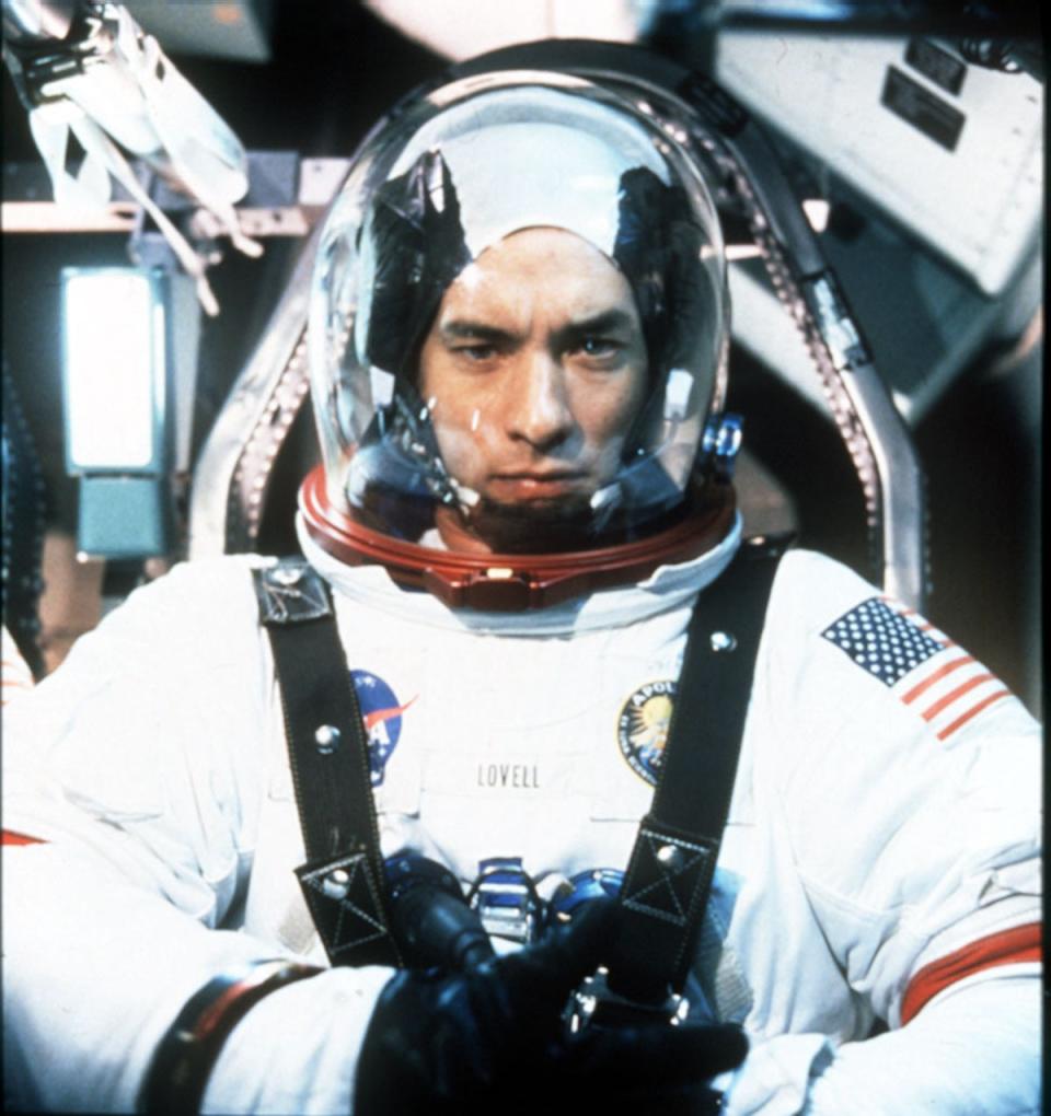 Tom Hanks as Commander Jim Lovell in the 1995 film Apollo 13 (Apollo 13)