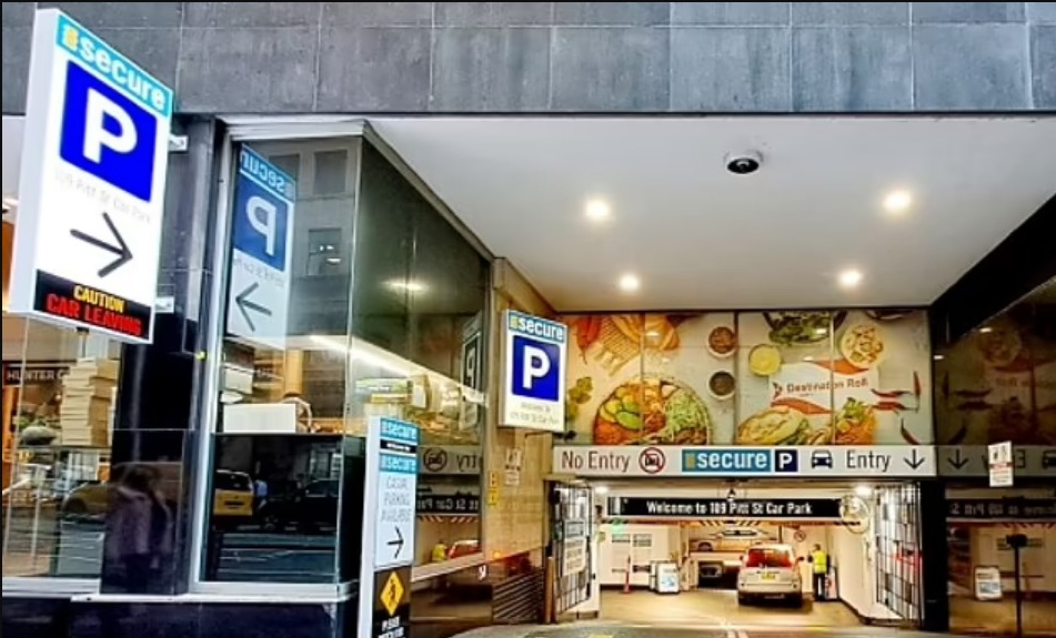 An Aussie driver was slapped with more than £200 worth of parking fines