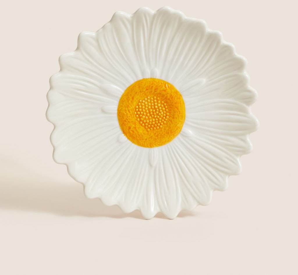 Grab this charming Daisy side plate for £12 at M&S