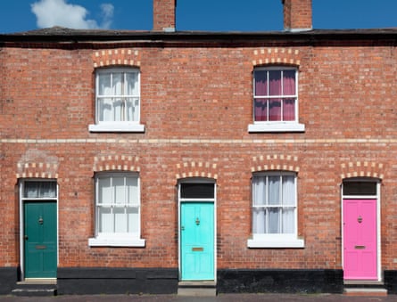 Row of terrace houses.