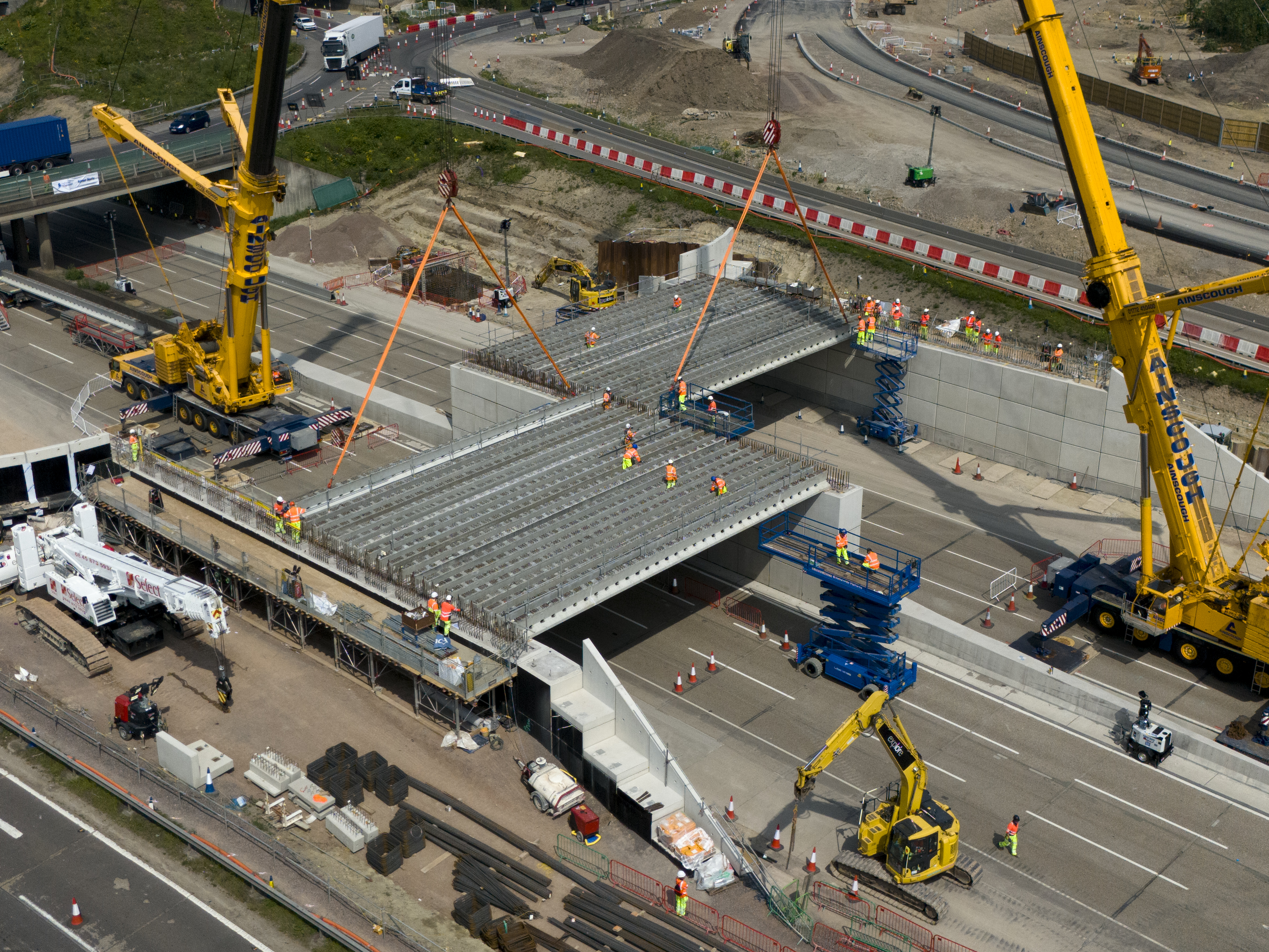 The M25, between junctions 9 and 10, has closed both ways