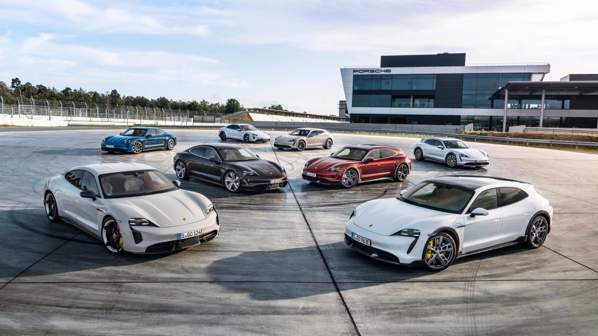 Group Shot of Porsche Taycans 