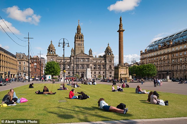 George Square is the heart of Glasgow, which boasts 17 restaurants and pubs per 10,000 people