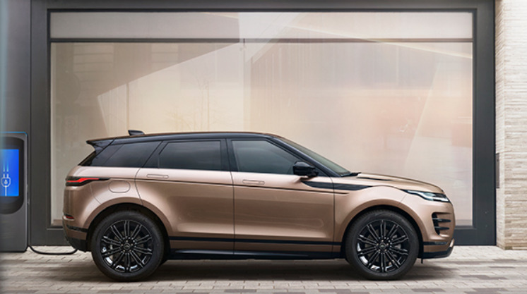 The Range Rover Evoque Hybrid: Lower Emissions, Lower Taxes – The Perfect Business Lease in the UK