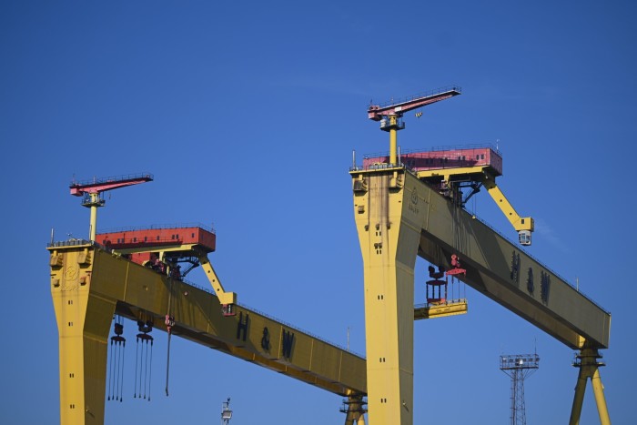 H&W cranes