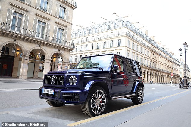 Cars weighing 1.6 tonnes or more have to pay an eye-watering €18 (£15) an hour for parking in Paris city centre - three times the current €6 price